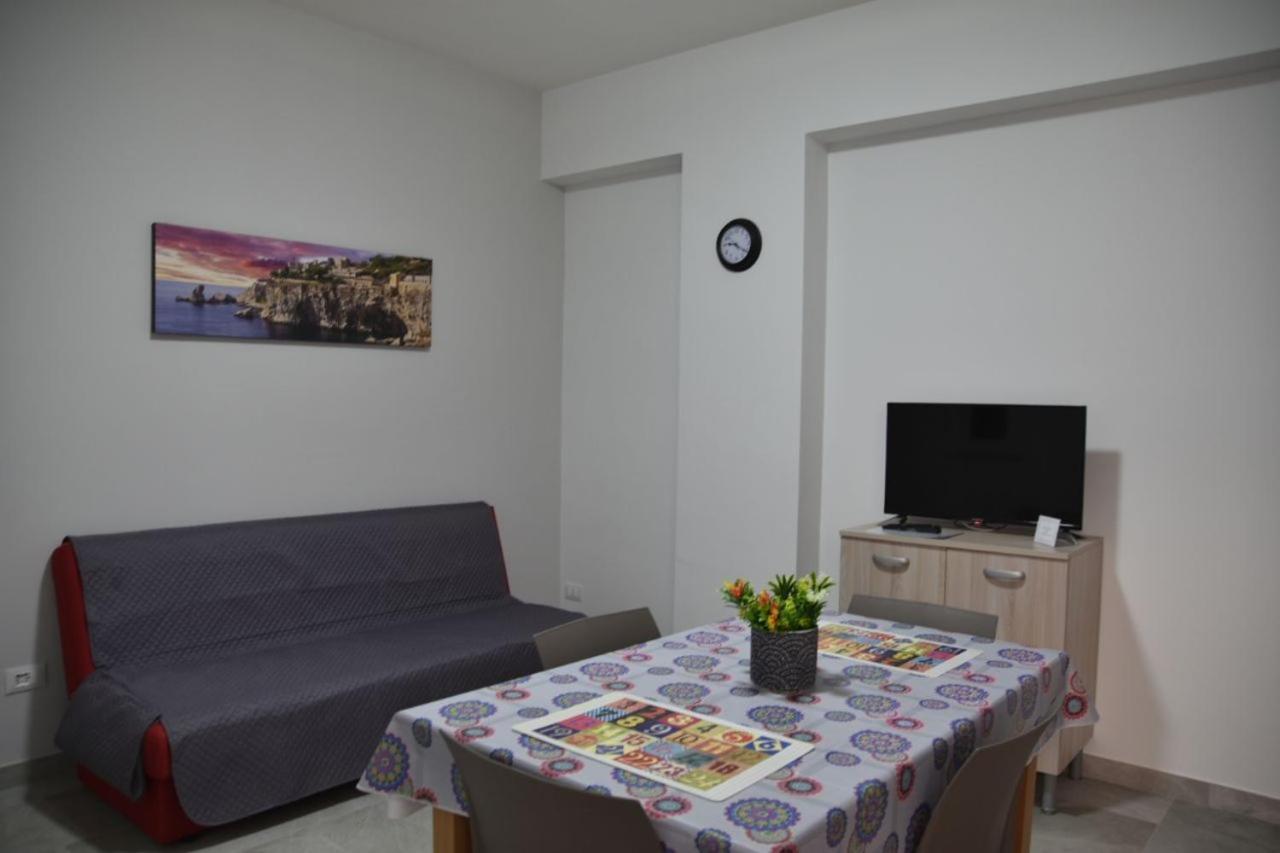 Case Vacanze Blue Sea Mascali Exterior foto