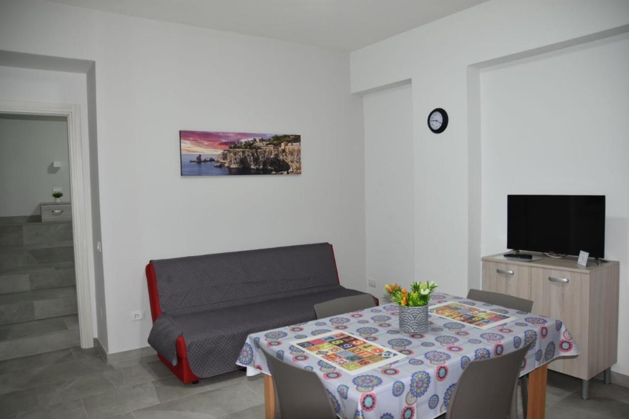 Case Vacanze Blue Sea Mascali Exterior foto