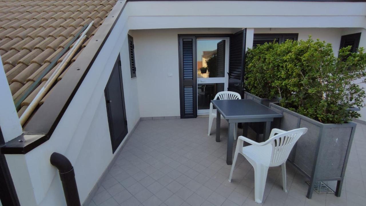 Case Vacanze Blue Sea Mascali Exterior foto