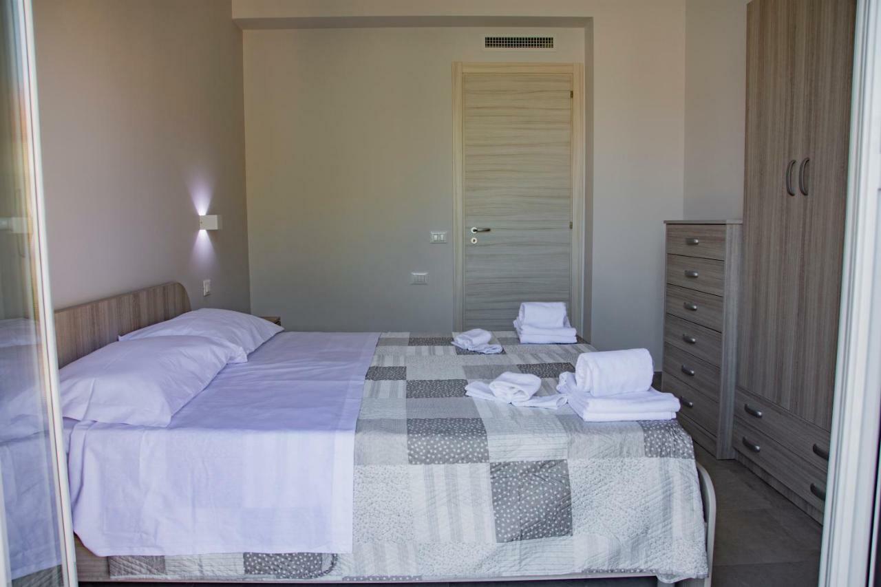 Case Vacanze Blue Sea Mascali Exterior foto